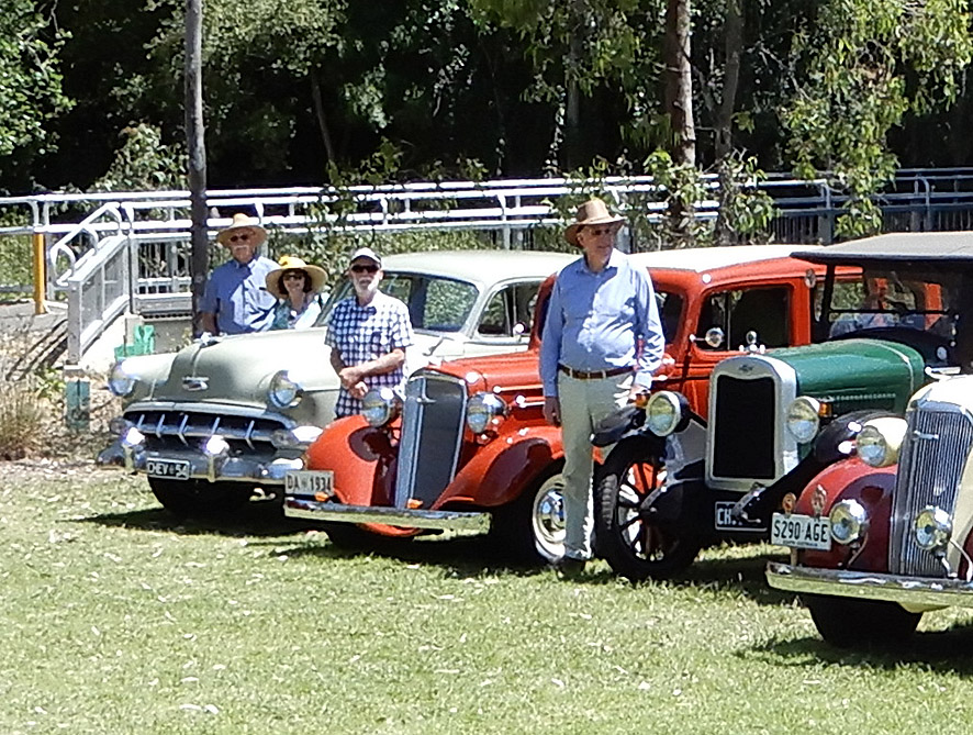 01 Vintage Chevrolets
